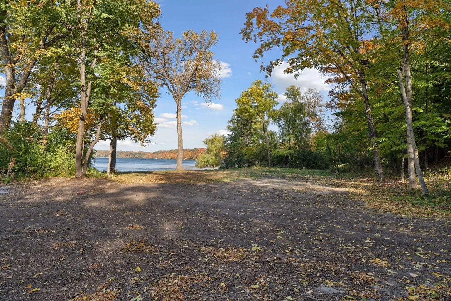 1020 Pleasant View Road, Chanhassen, MN 55317