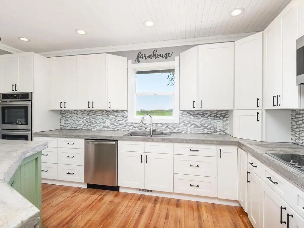 12945 Lenzen Drive, Chaska, MN 55318