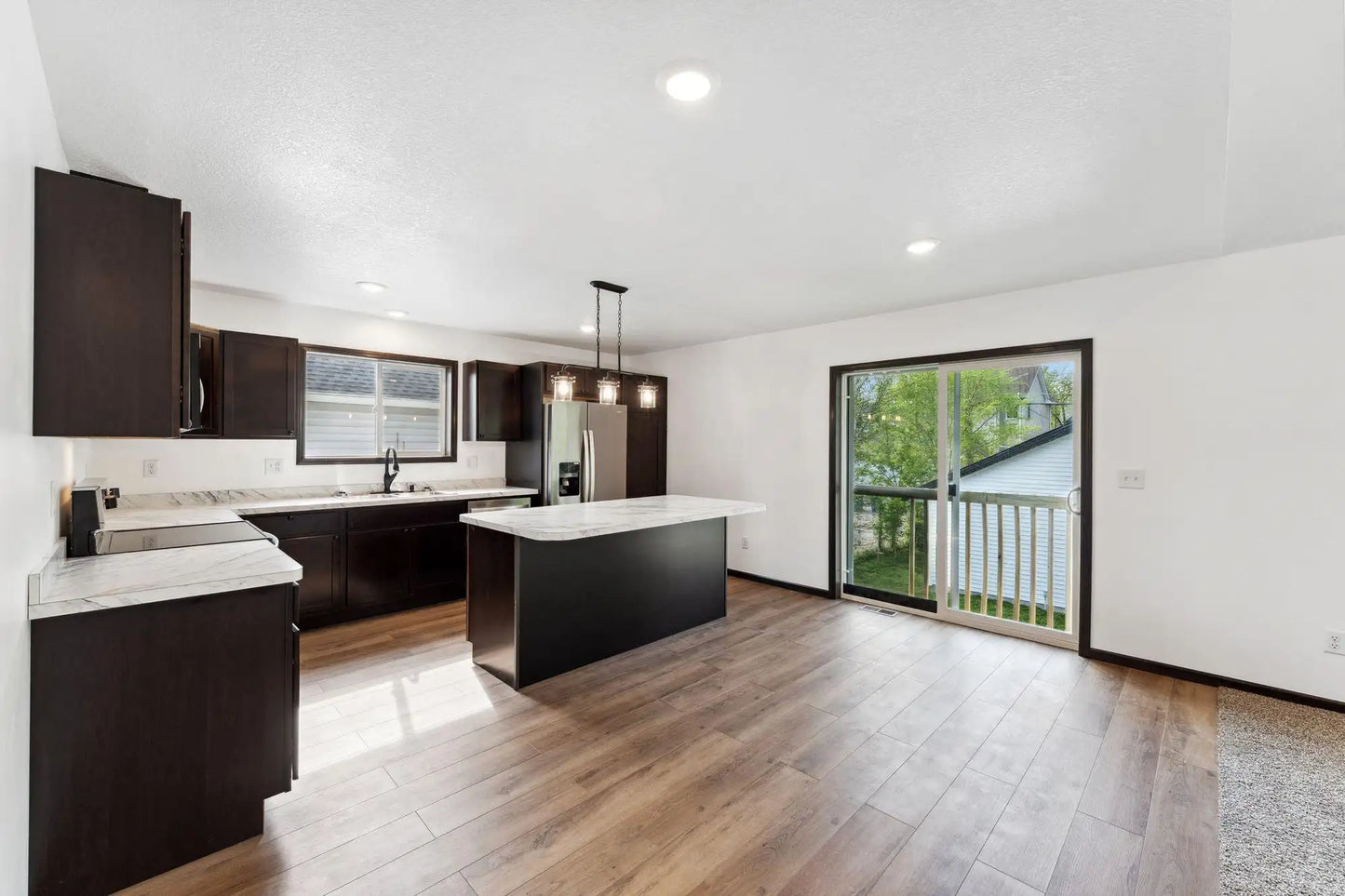 1094 7th Street, Saint Paul, MN 55106