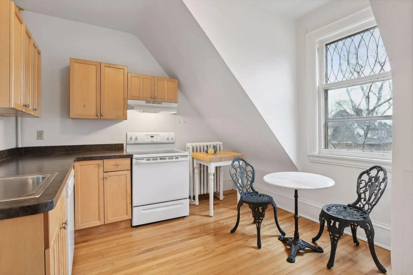 1807 Dupont Avenue, Minneapolis, MN 55403