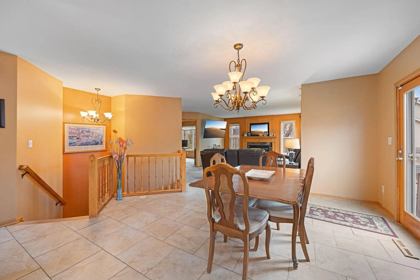 10326 Lee Drive, Eden Prairie, MN 55347