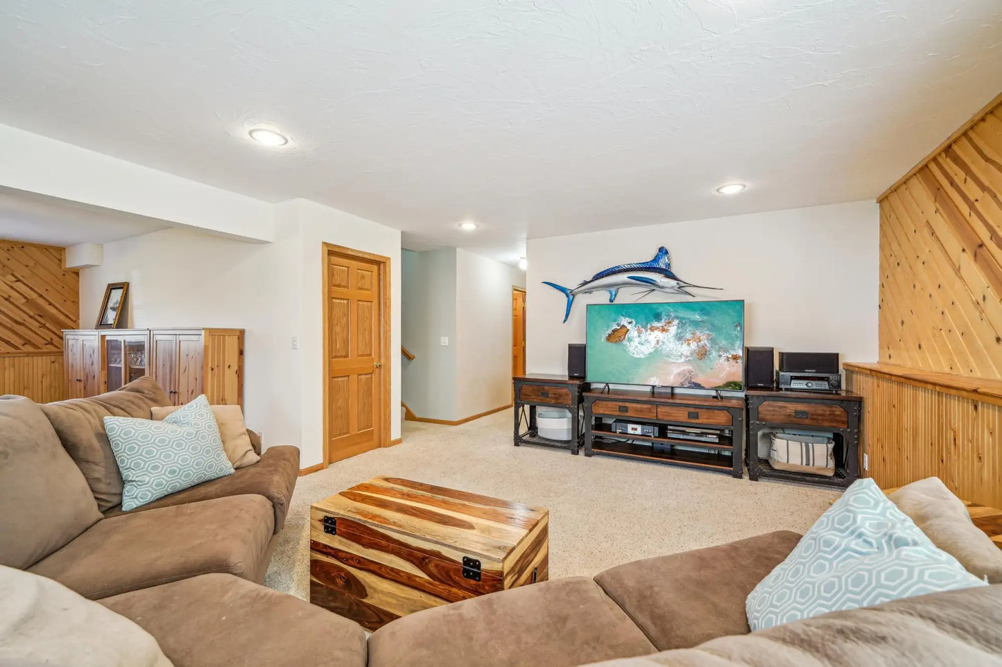 1036 Creekview Lane, Belle Plaine, MN 56011