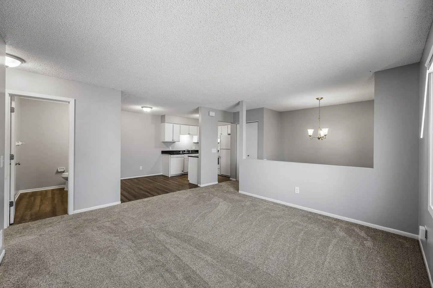 4422 Cinnamon Ridge Trail, Eagan, MN 55122