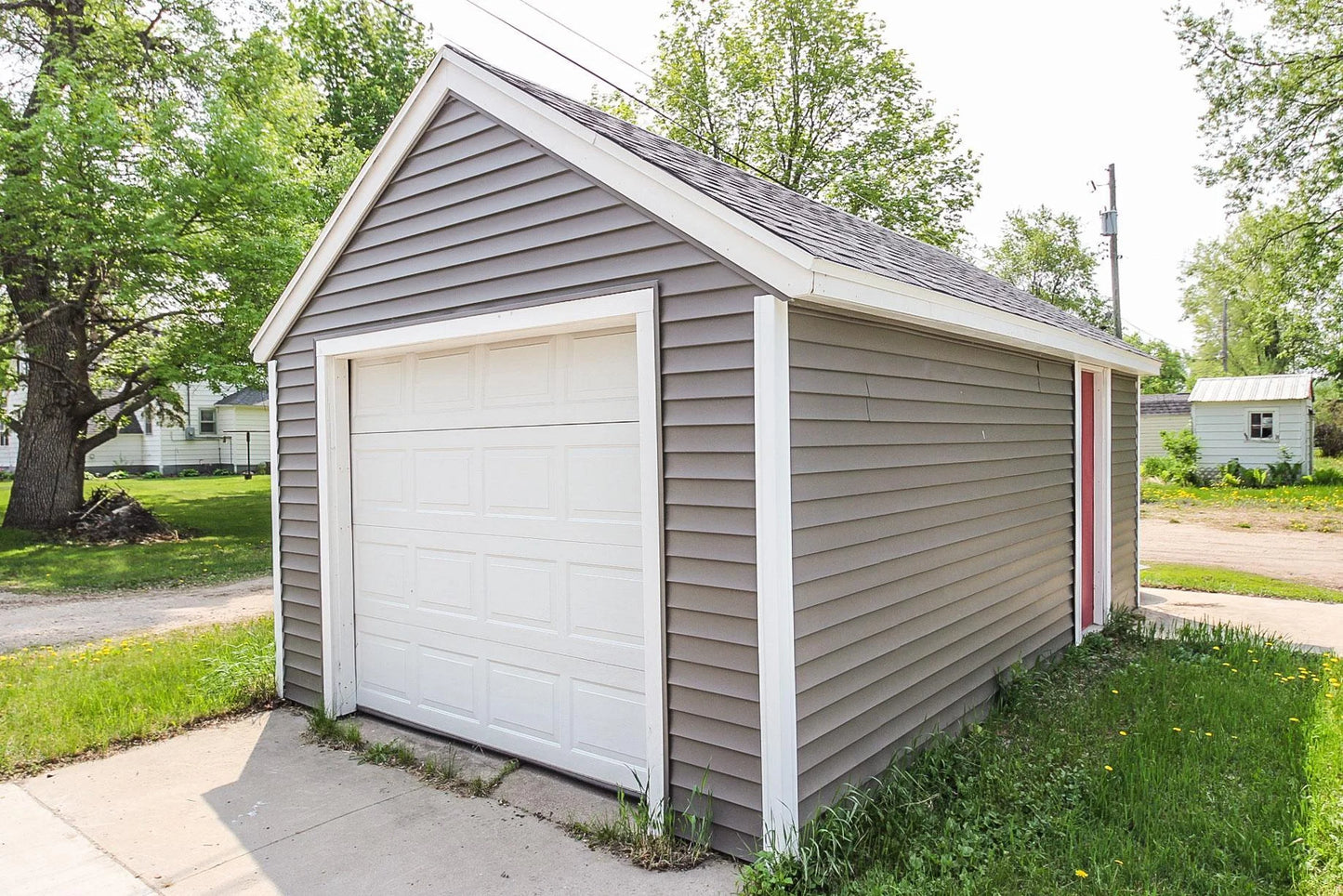 100 Western Avenue, Brooten, MN 56316