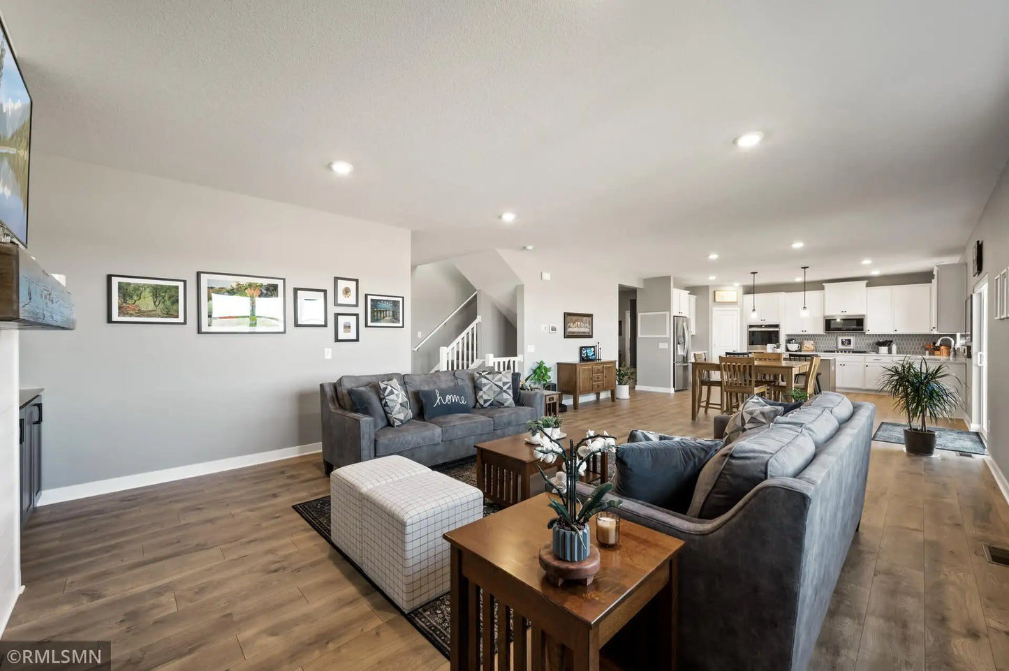 16221 Europa Avenue, Hugo, MN 55038