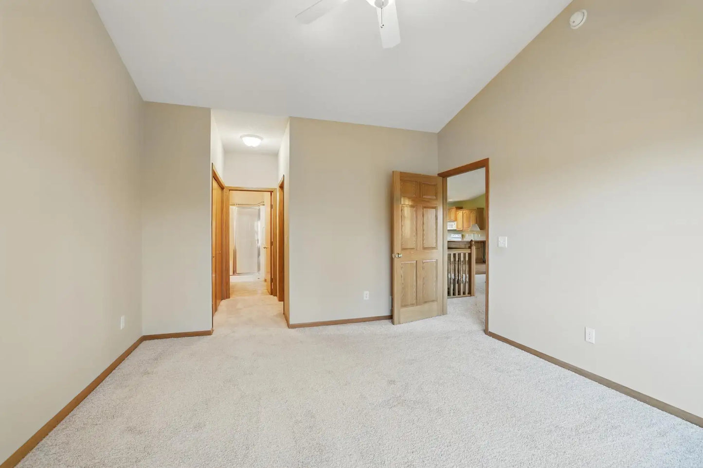 1191 Sterling Circle, Maplewood, MN 55119