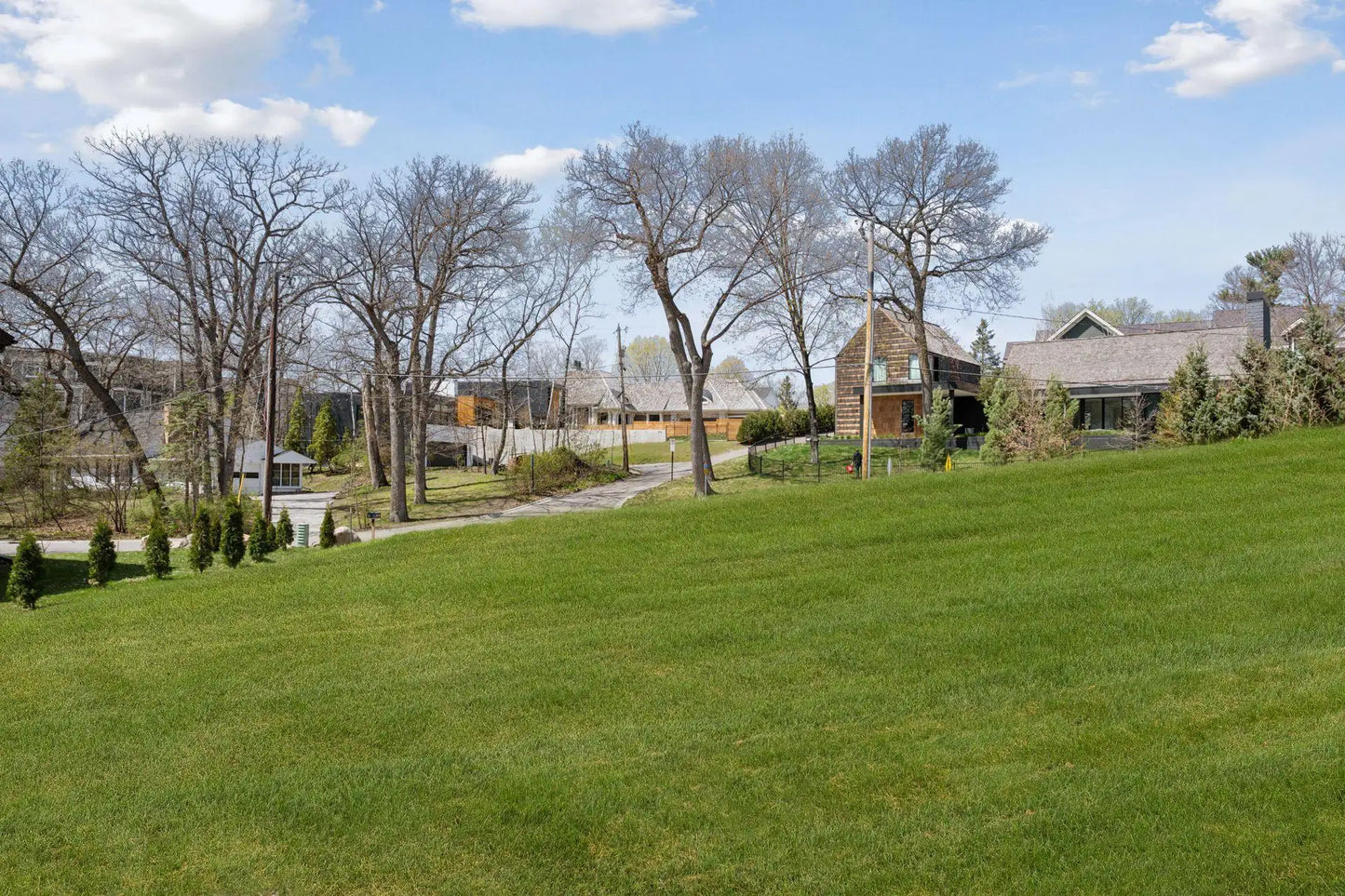 1052 Circle Drive, Wayzata, MN 55391