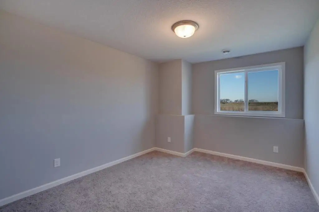 19911 English Avenue, Forest Lake, MN 55025