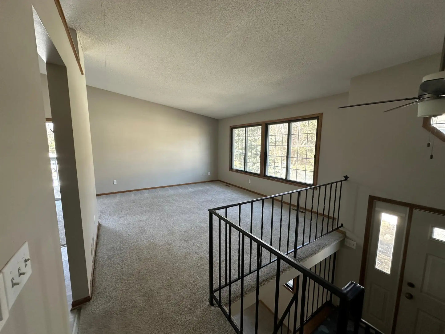 7655 Afton Court, Woodbury, MN 55125