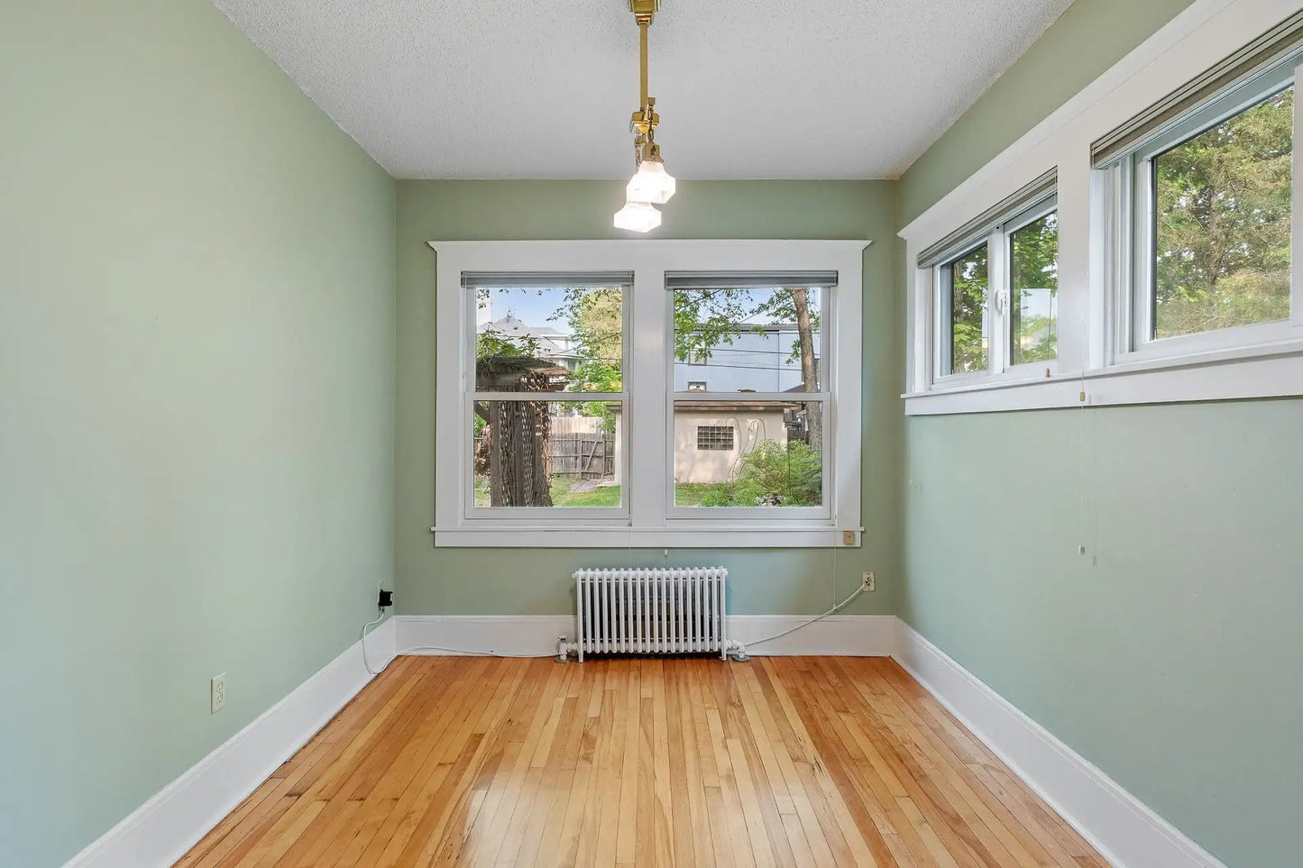 2505 Pleasant Avenue, Minneapolis, MN 55404