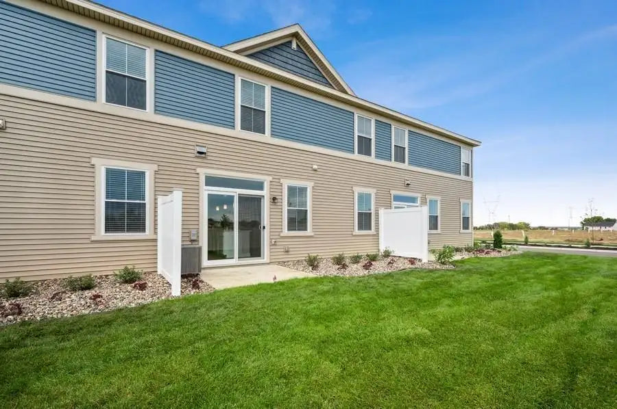 2146 Tyrone Drive, Shakopee, MN 55379