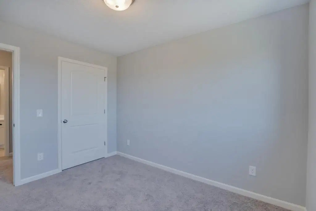19911 English Avenue, Forest Lake, MN 55025