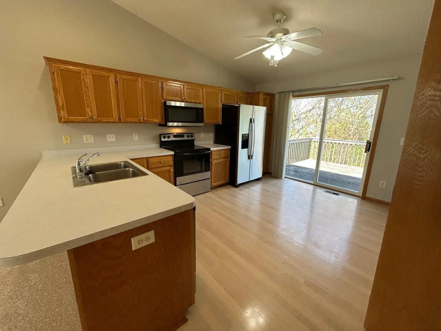 15820 Cicerone Path, Rosemount, MN 55068
