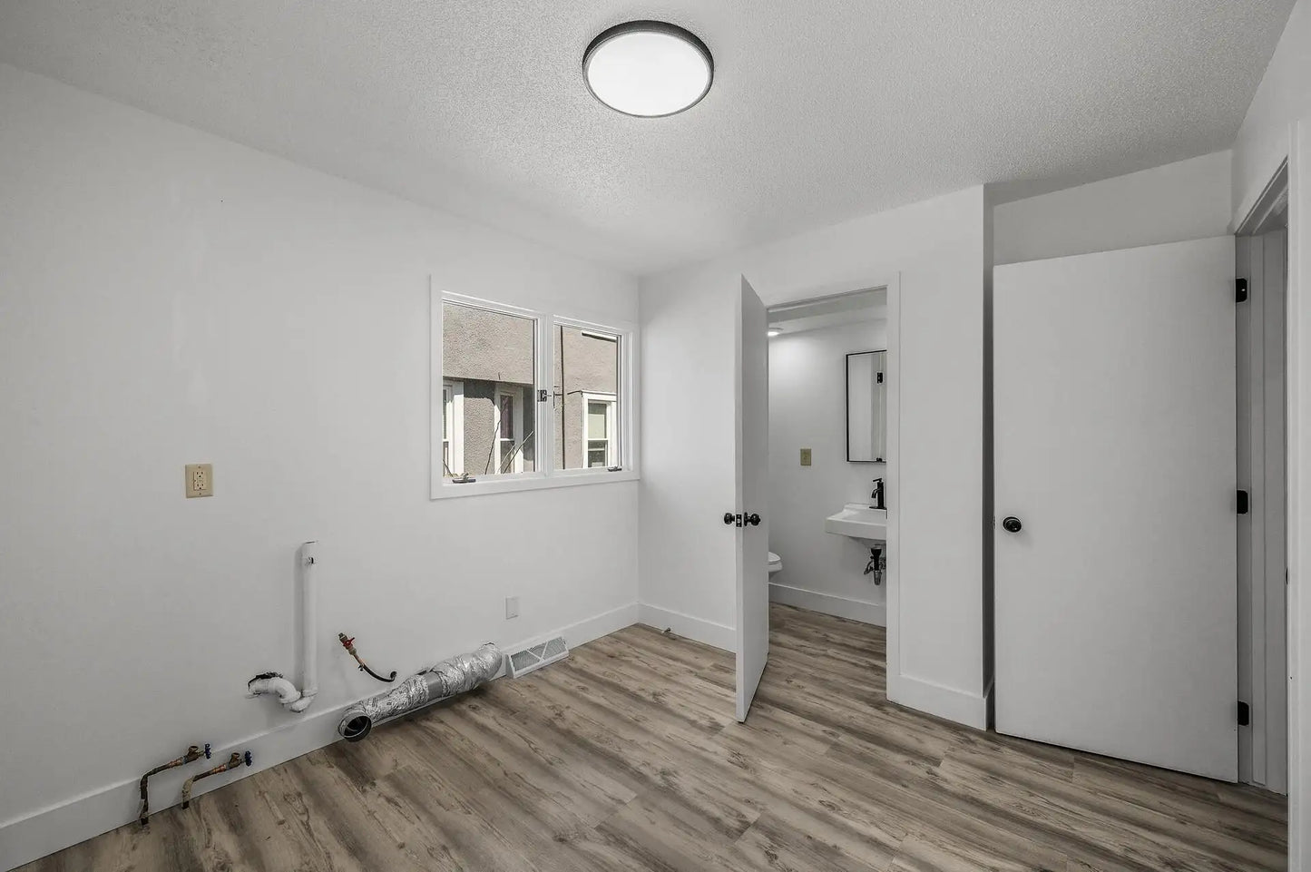 3240 Pleasant Avenue, Minneapolis, MN 55408