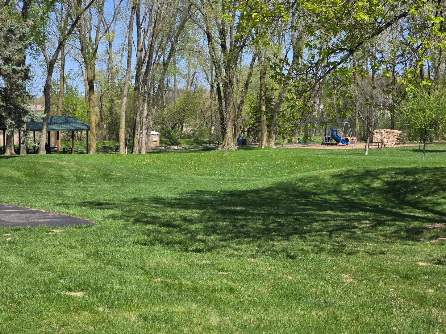 4176 White Bear Parkway, White Bear Twp, MN 55110