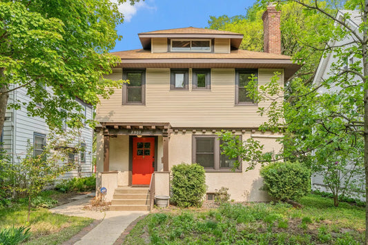 2505 Pleasant Avenue, Minneapolis, MN 55404