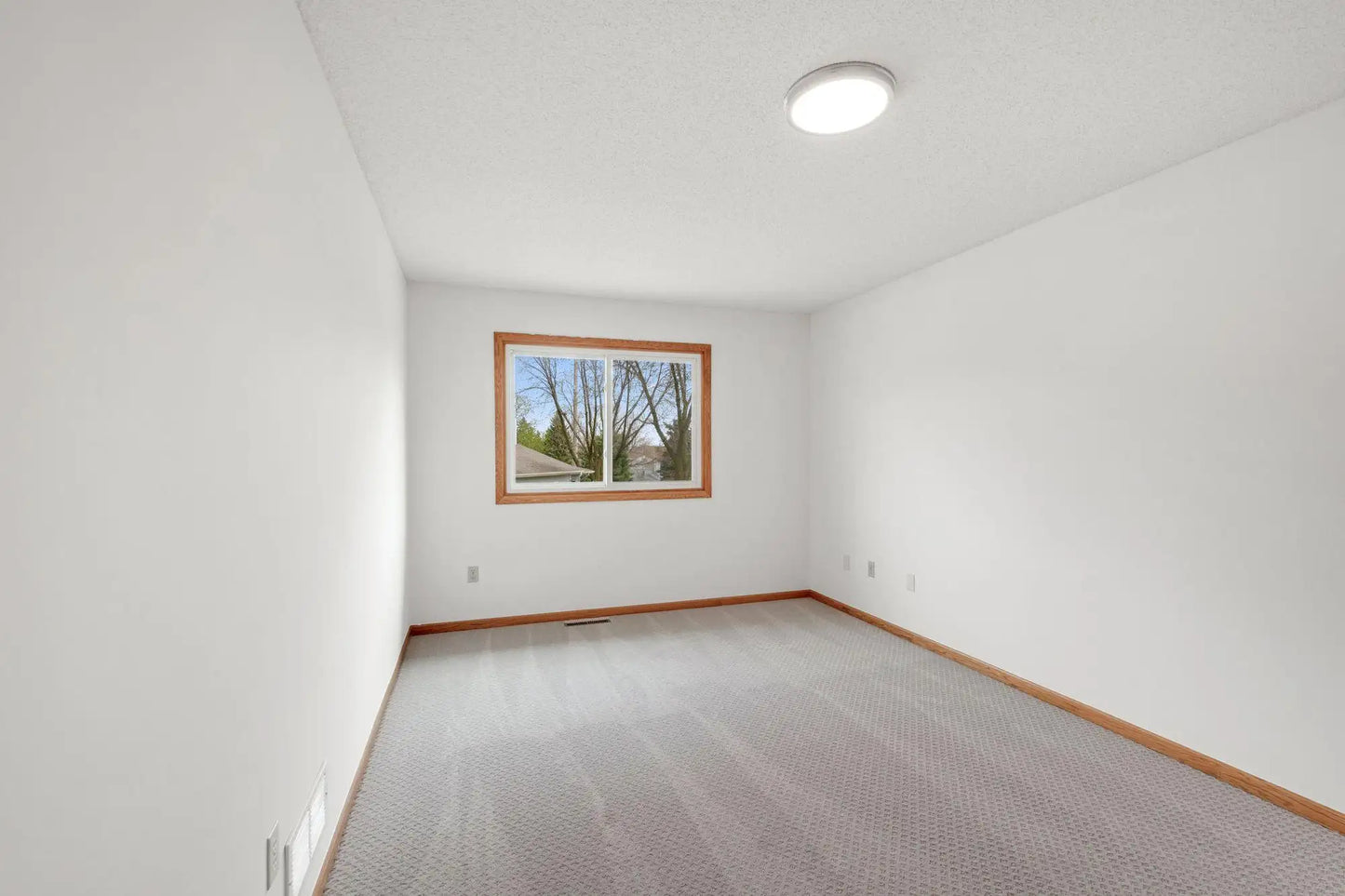 1130 Aston Place, Burnsville, MN 55337