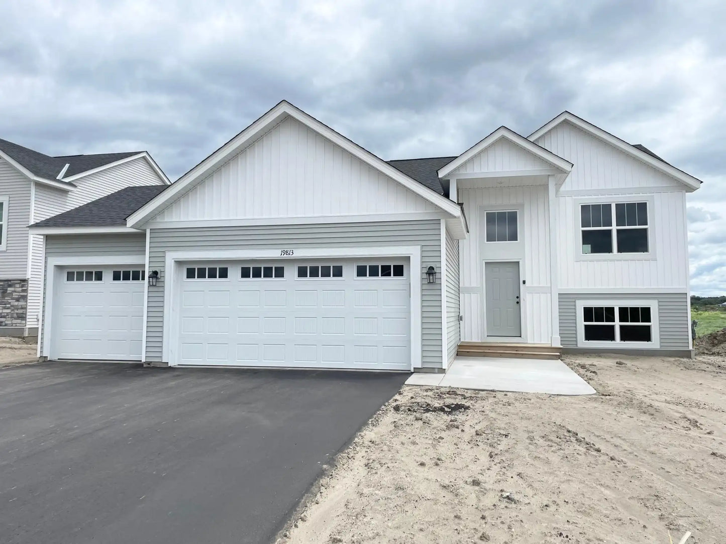 19911 English Avenue, Forest Lake, MN 55025
