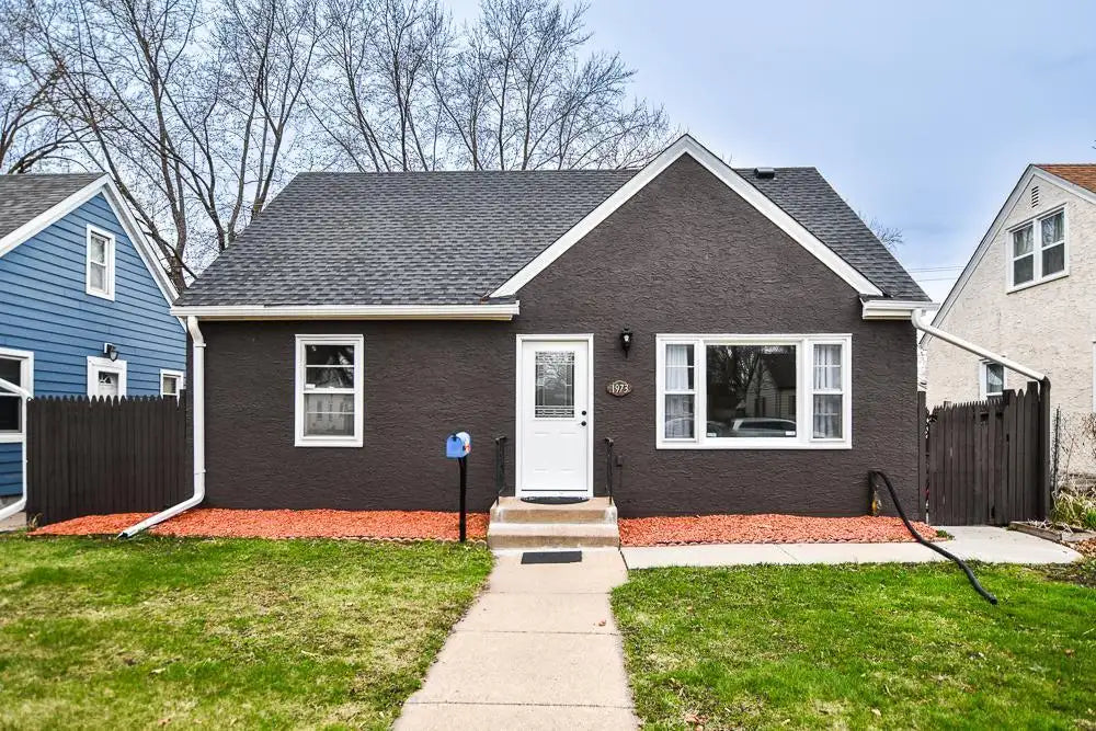1973 Montana Avenue, Saint Paul, MN 55119