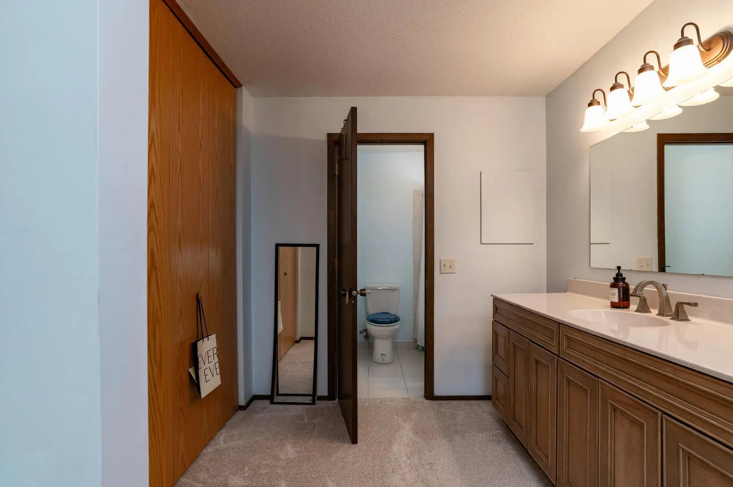 4009 Heritage Hills Drive, Bloomington, MN 55437