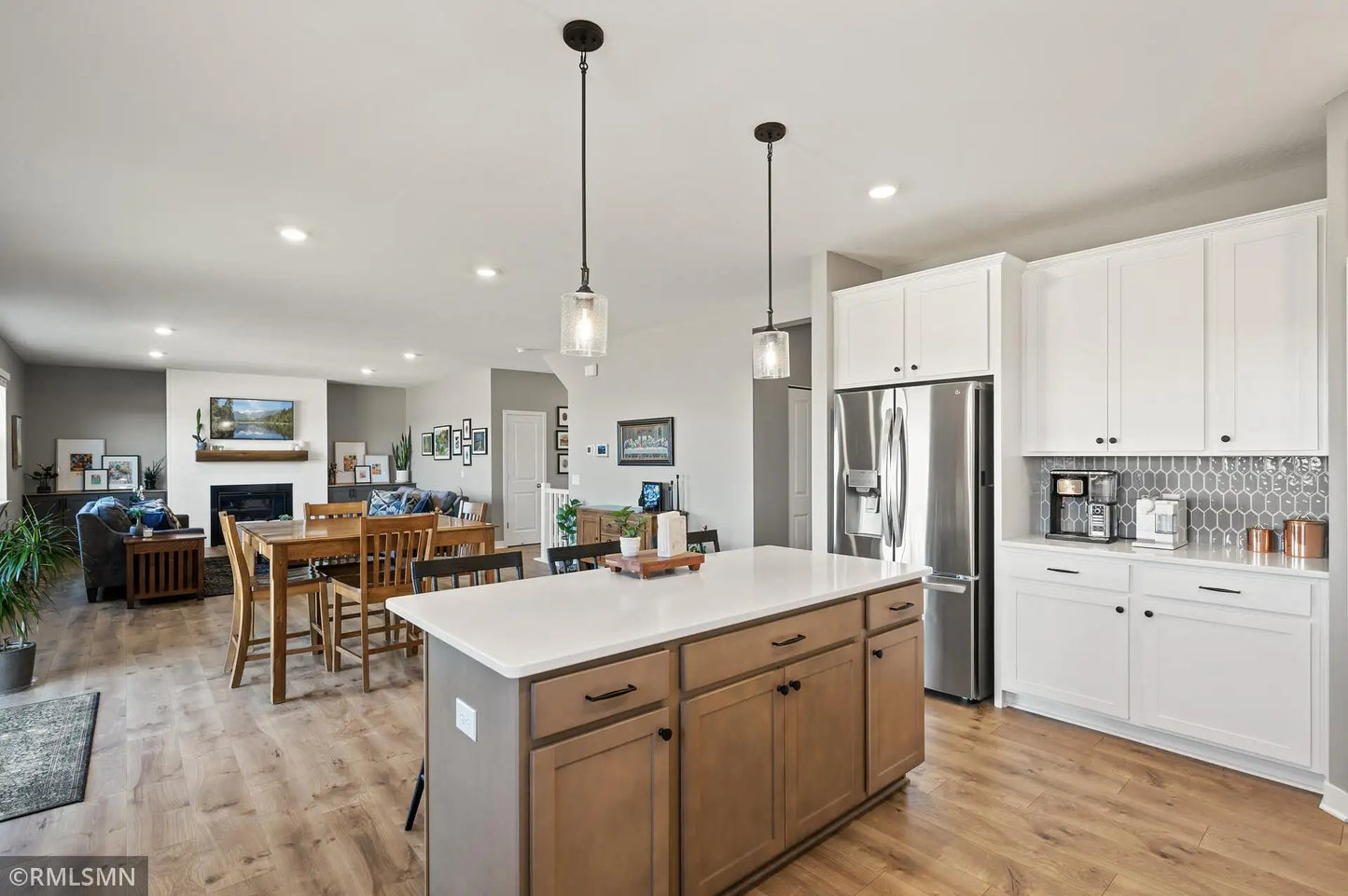 16221 Europa Avenue, Hugo, MN 55038