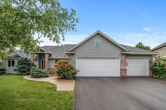 2331 Fawn Hill Court, Chanhassen, MN 55317