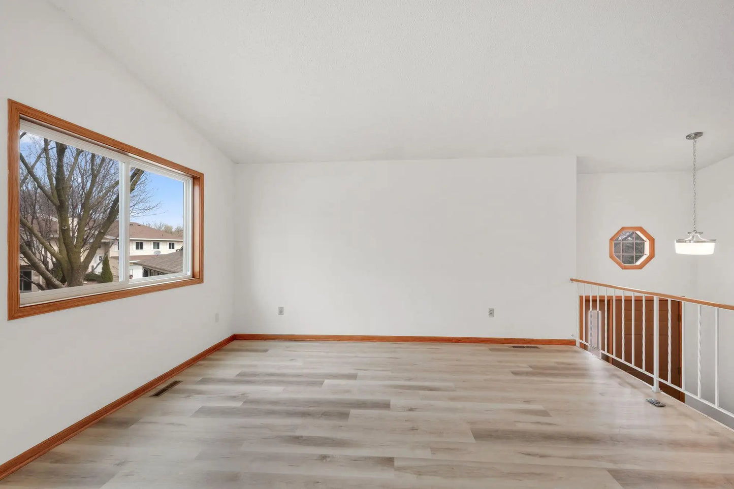 1130 Aston Place, Burnsville, MN 55337