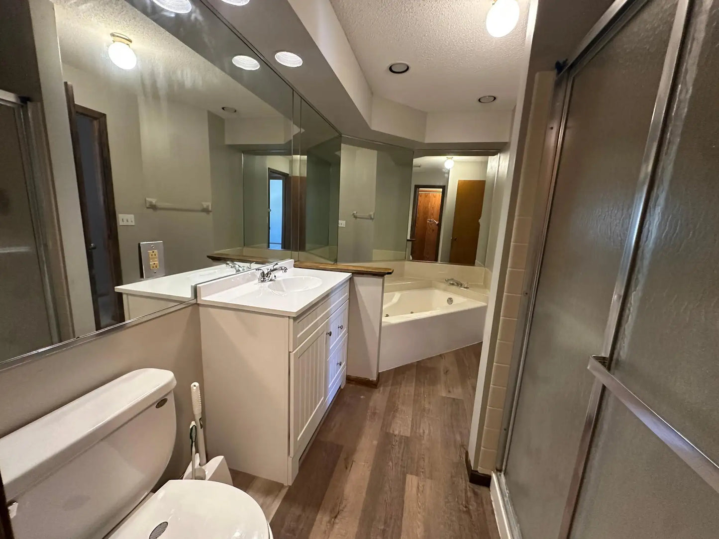 7655 Afton Court, Woodbury, MN 55125