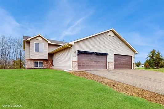 6586 381st Street, North Branch, MN 55056