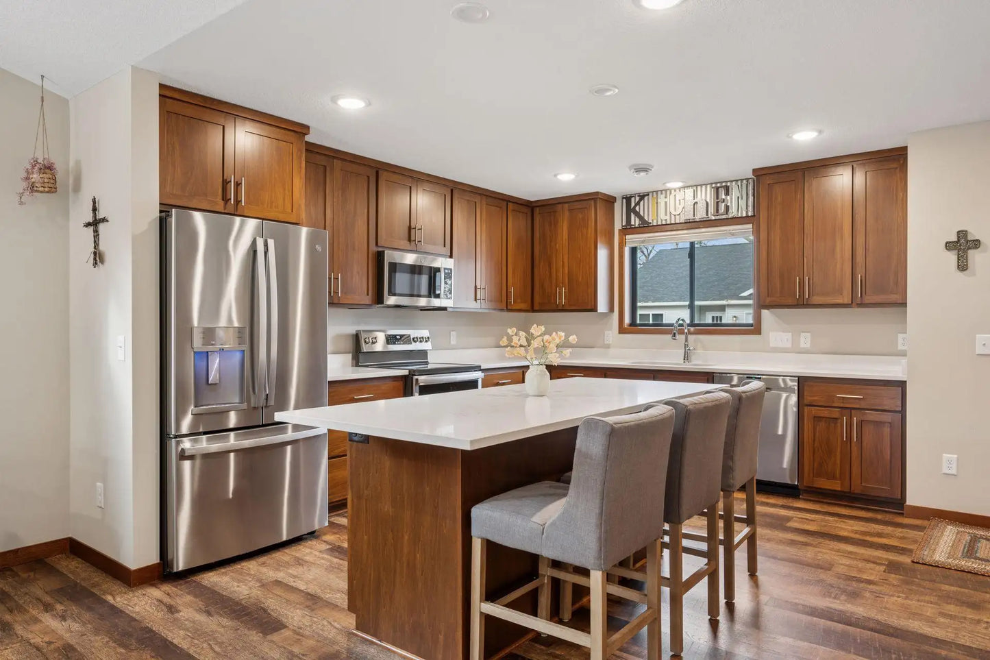 11741 Kings Lane, Becker, MN 55308