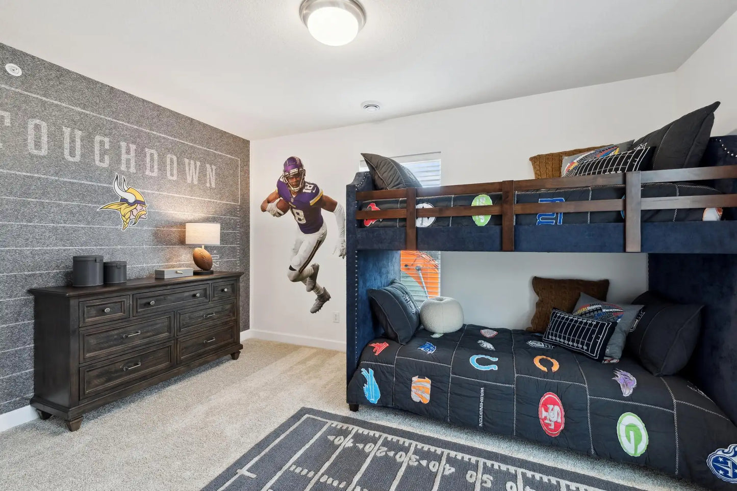 2146 Tyrone Drive, Shakopee, MN 55379