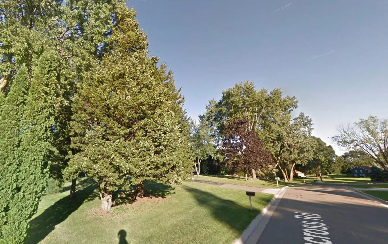 200 Cutacross Road, Golden Valley, MN 55422