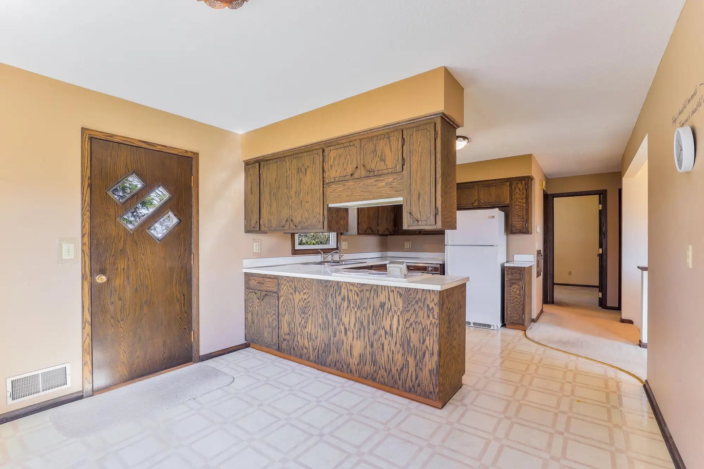 2241 County Road 39 , Silver Creek Twp, MN 55358