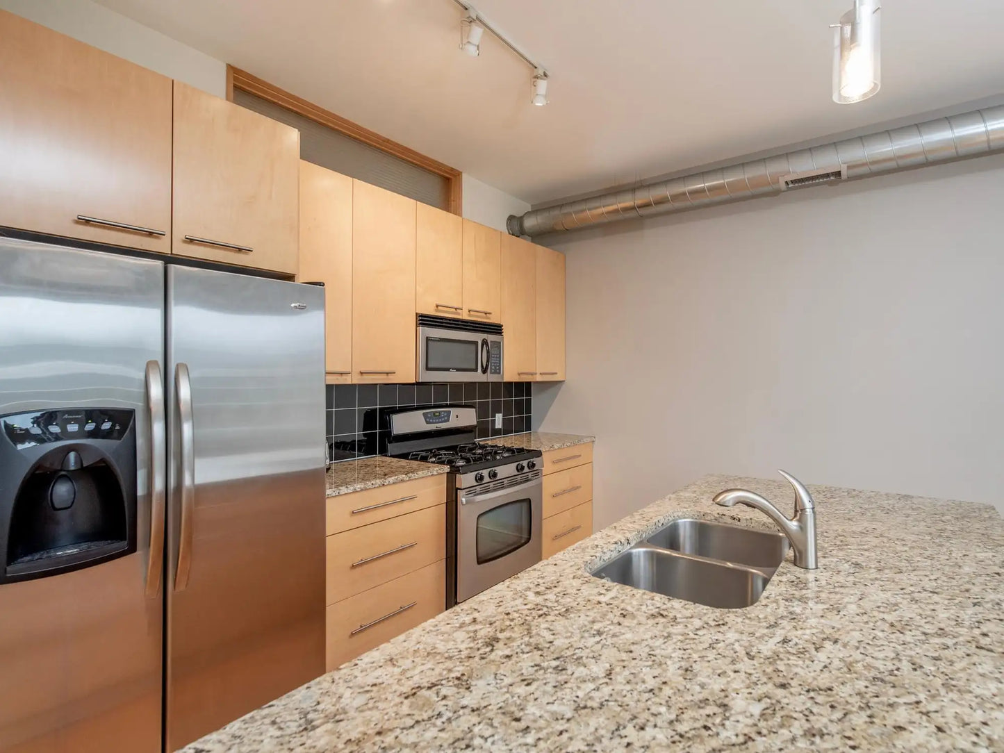 1211 Lagoon Avenue, Minneapolis, MN 55408