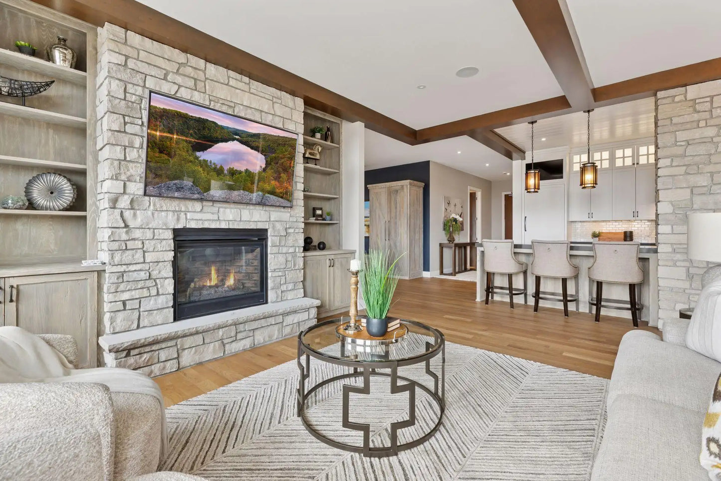 875 Lake Street, Wayzata, MN 55391
