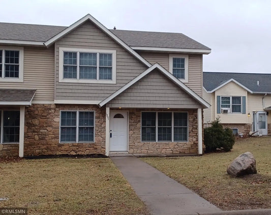 1891 Garden Way, Saint Paul, MN 55119