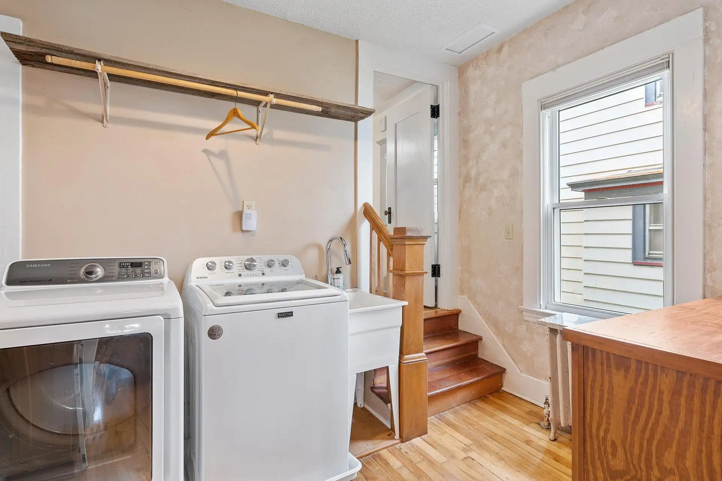 2505 Pleasant Avenue, Minneapolis, MN 55404