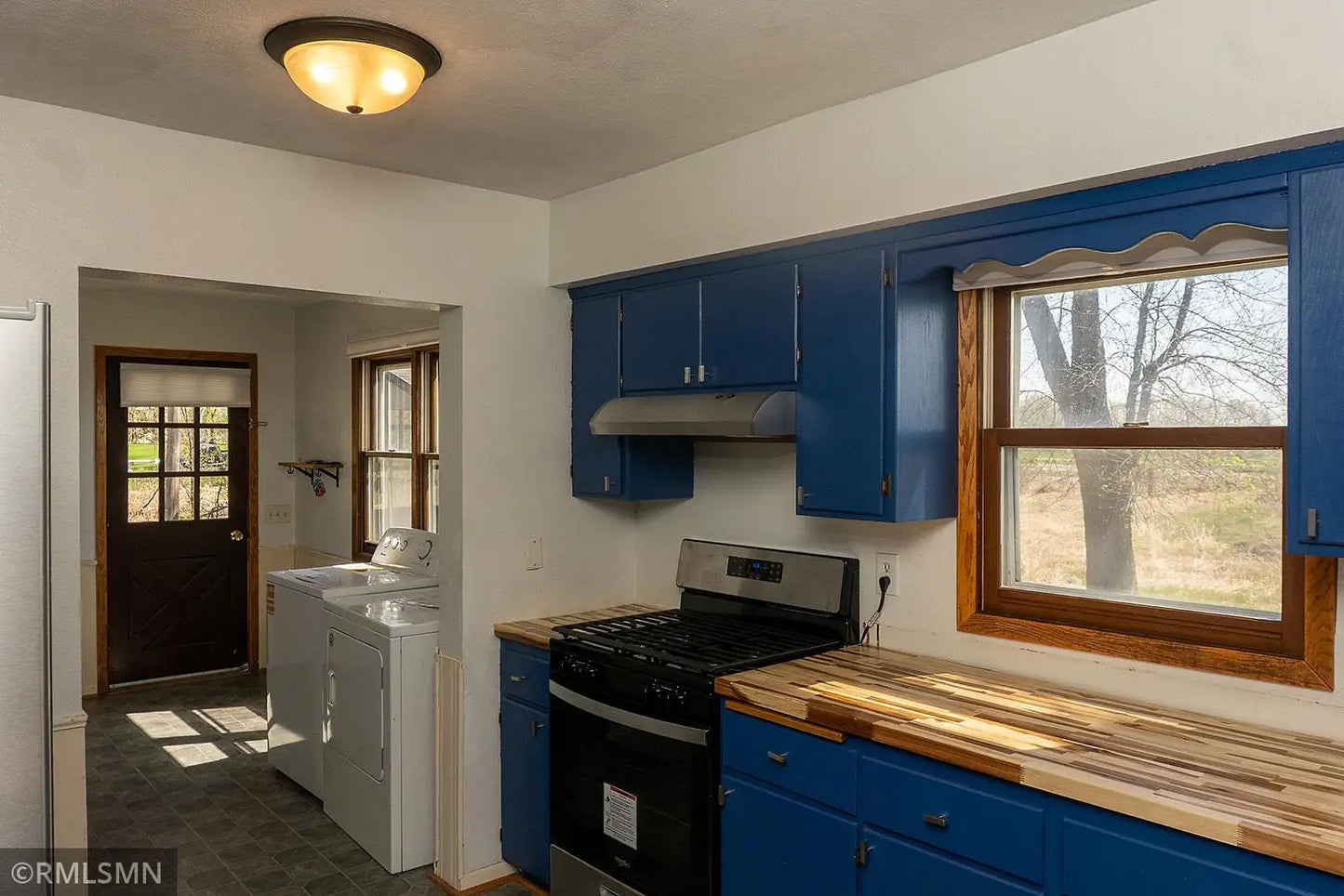 14209 County Road 75 , Silver Creek Twp, MN 55362