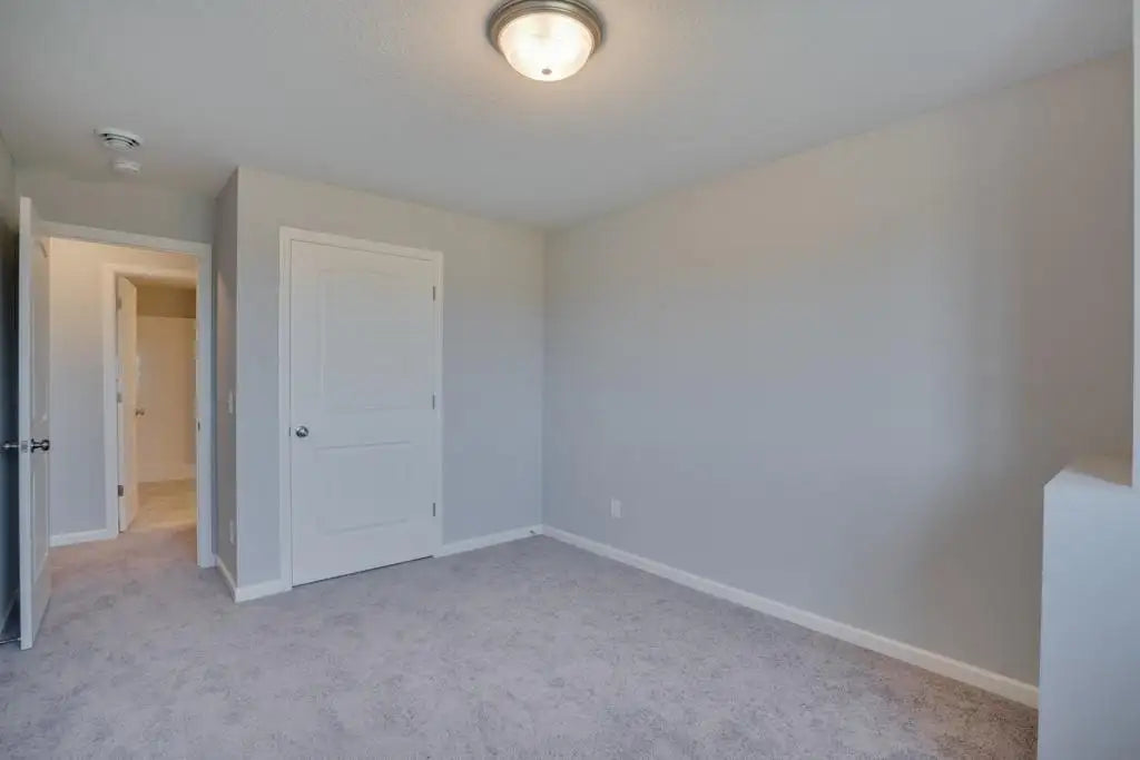 19911 English Avenue, Forest Lake, MN 55025