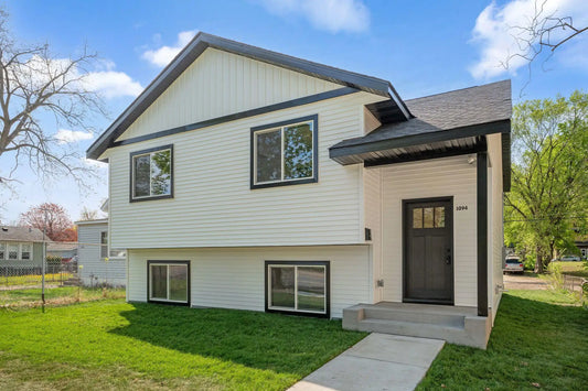 1094 7th Street, Saint Paul, MN 55106