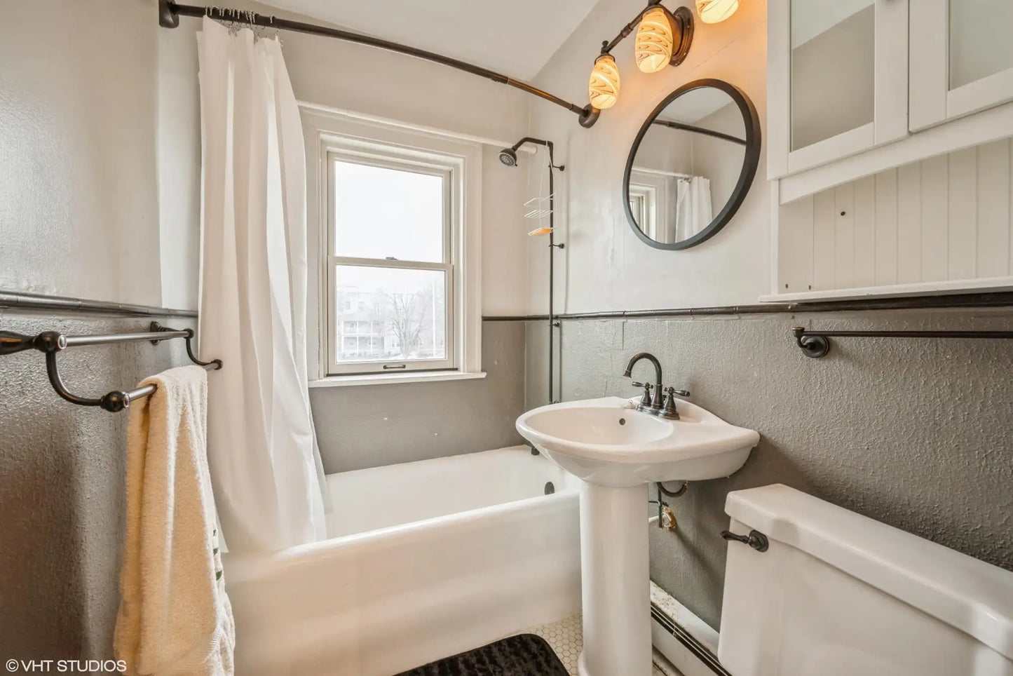79 Western Avenue, Saint Paul, MN 55102