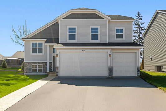 19941 English Avenue, Forest Lake, MN 55025