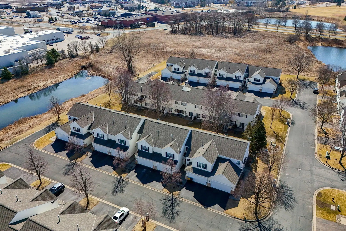 1511 Yorkshire Lane, Shakopee, MN 55379