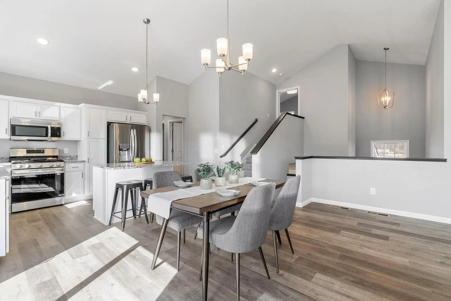 19941 English Avenue, Forest Lake, MN 55025