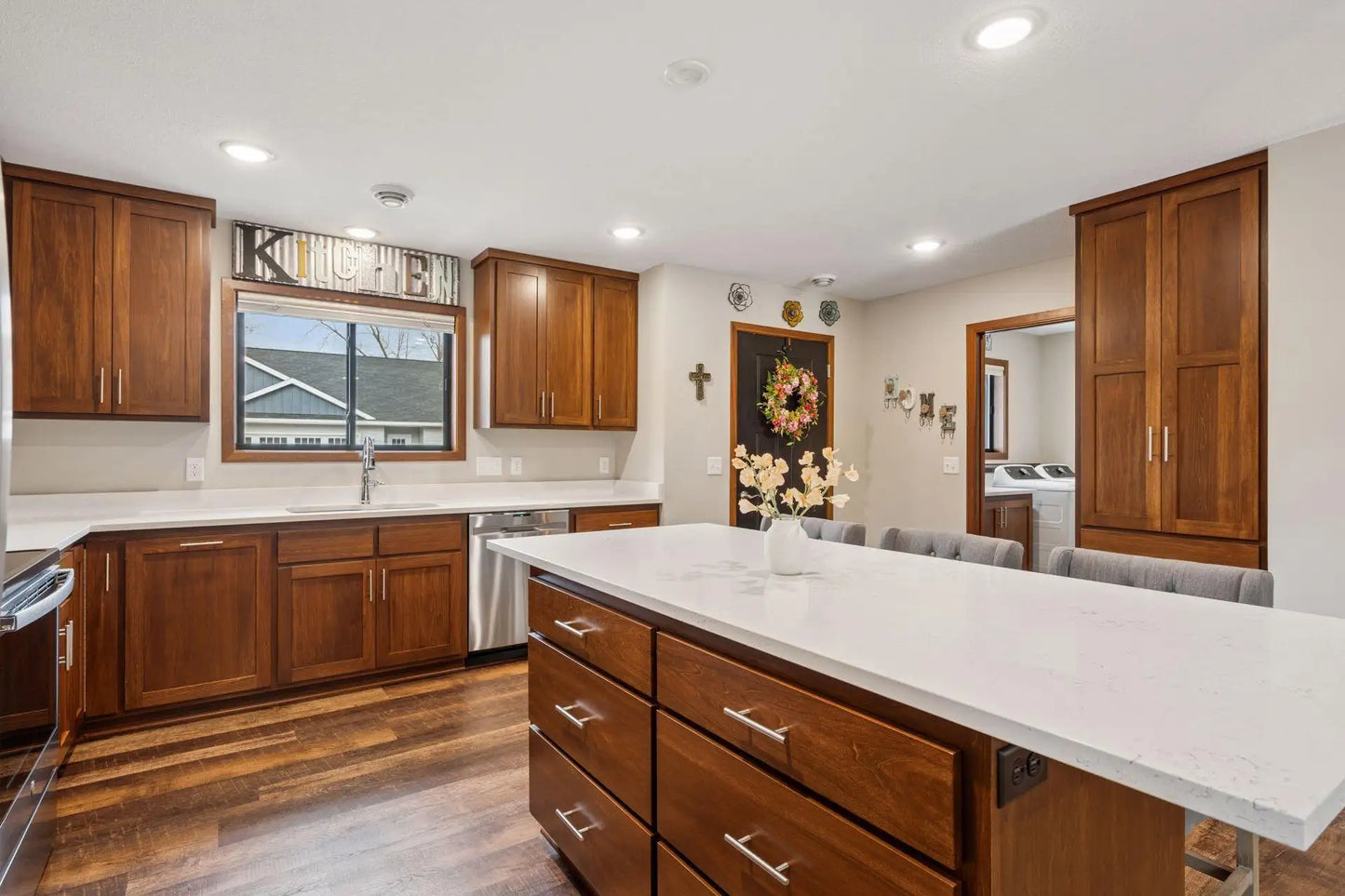 11741 Kings Lane, Becker, MN 55308