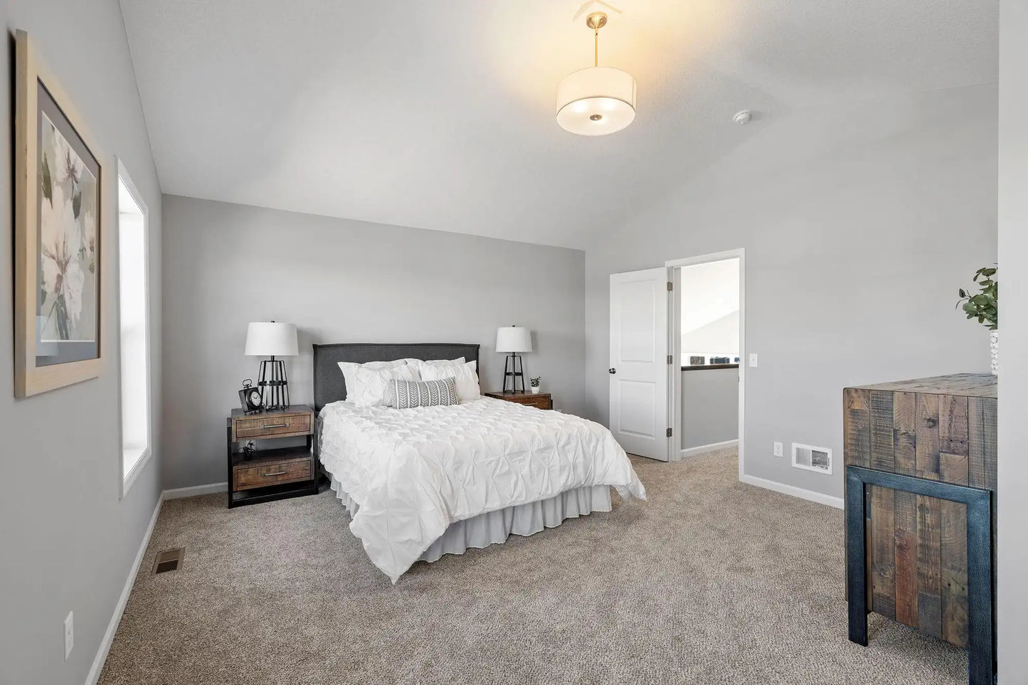 19941 English Avenue, Forest Lake, MN 55025