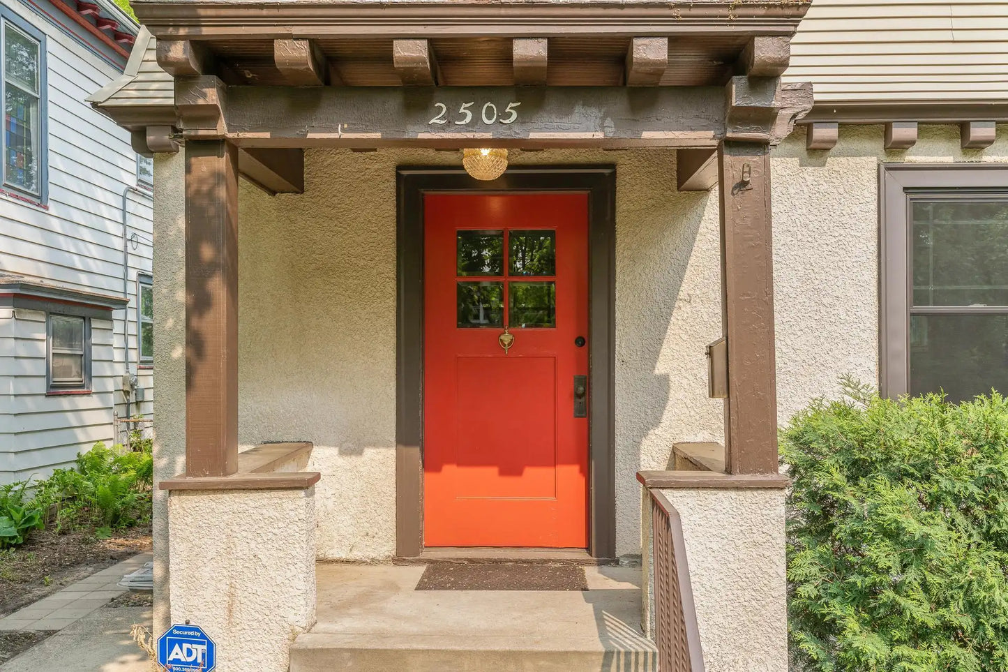 2505 Pleasant Avenue, Minneapolis, MN 55404