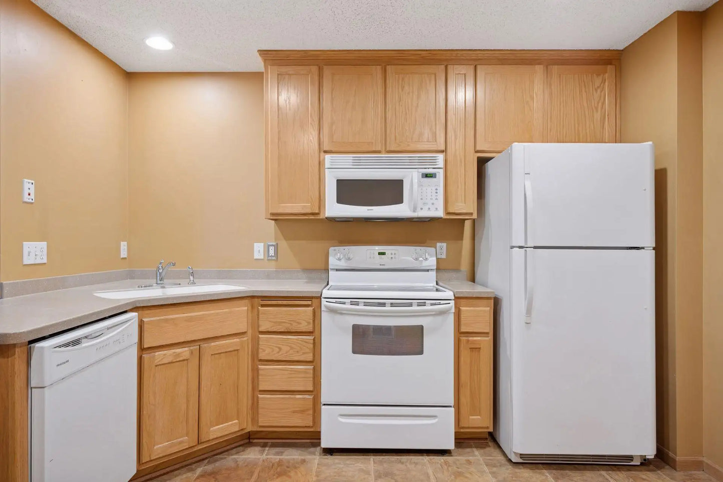 856 Independence Drive, Big Lake, MN 55309