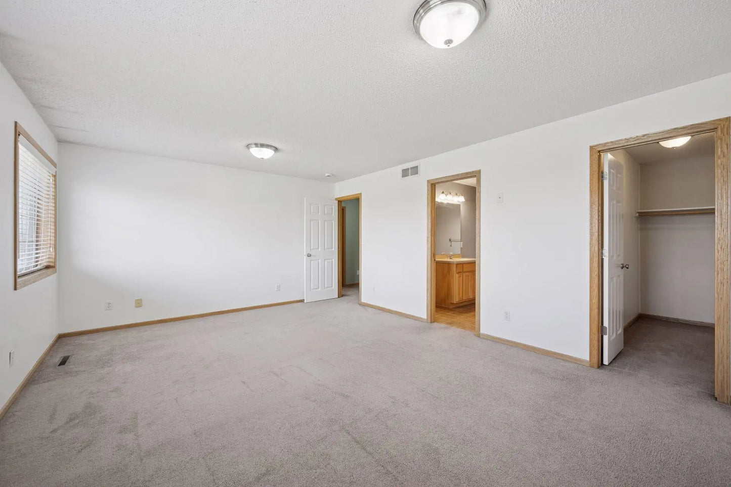 856 Independence Drive, Big Lake, MN 55309