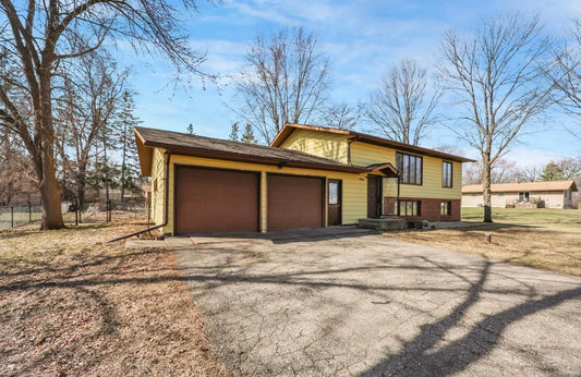 4316 Thru Street, Saint Cloud, MN 56303